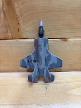 Mattel - Matchbox - 2009 - F35B Lightning II model Jet